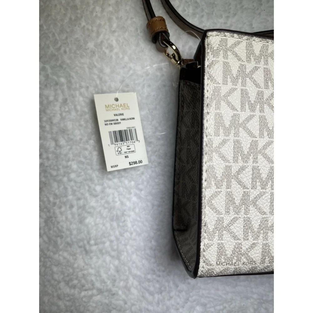 Michael Kors Valerie Medium Logo Crossbody‎ Acorn Vanilla